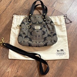 Coach Poppy signature C dome jaquard shoulder/ crossbody bag with dust bag